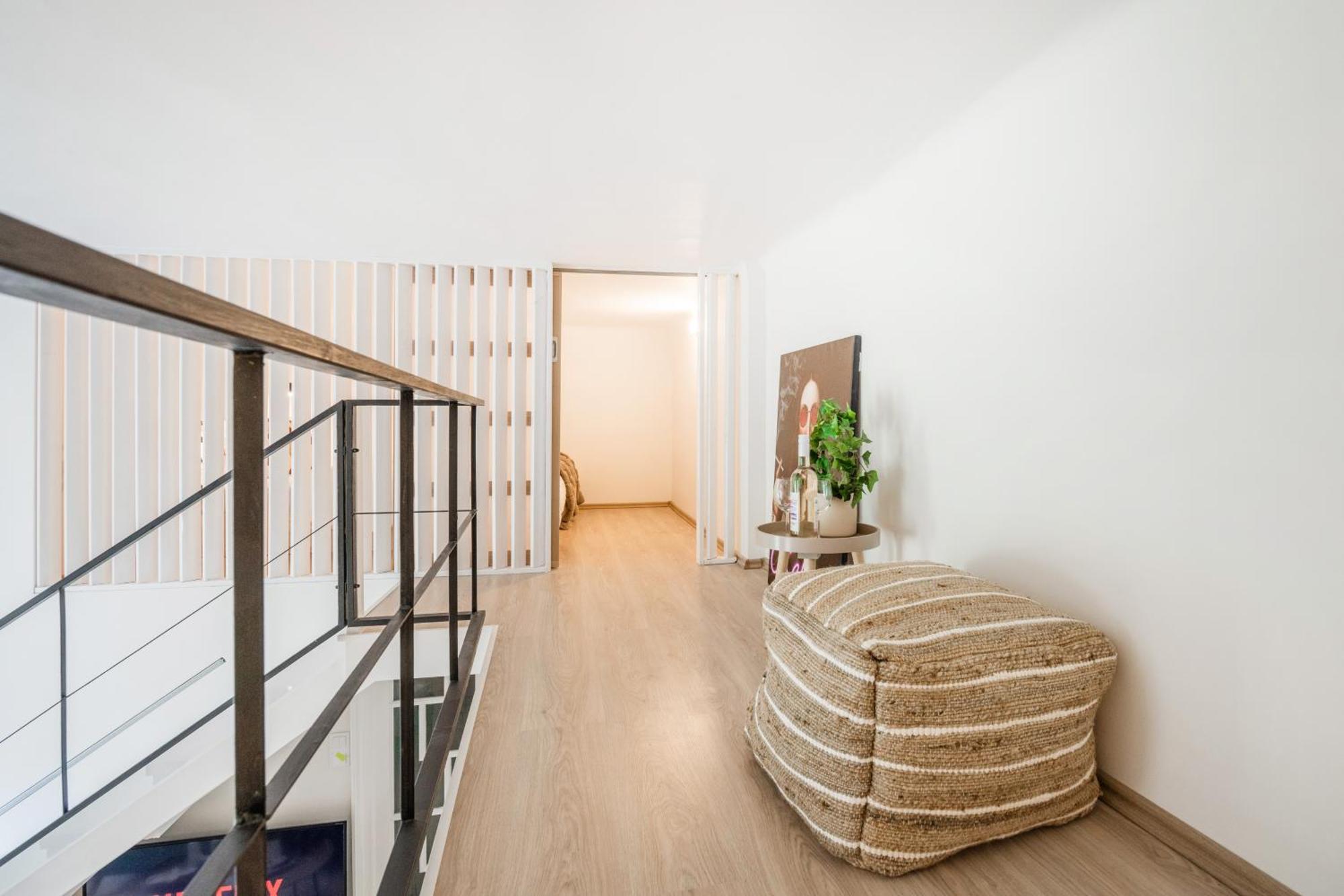 Chic 3br Heart Of District 7- Gem